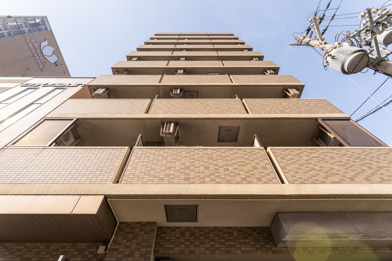 Main Image