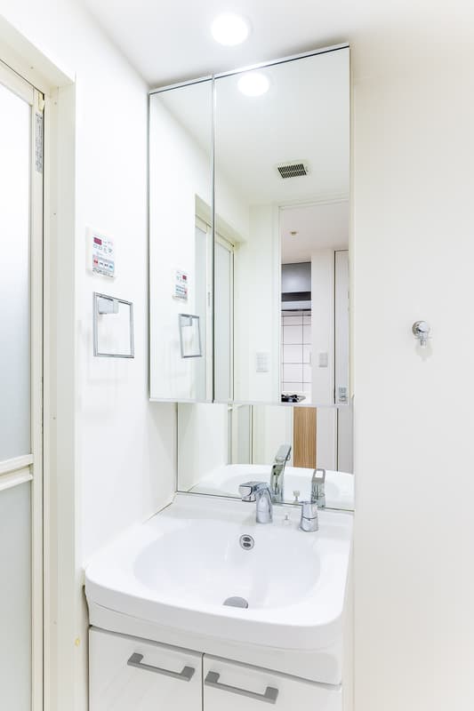 Room image 12
