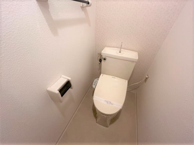 Room image 9