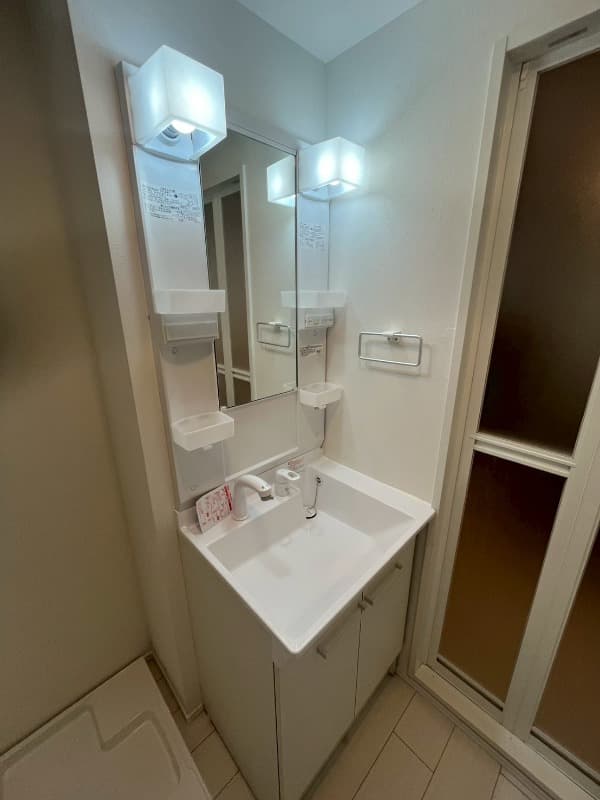 Room image 12