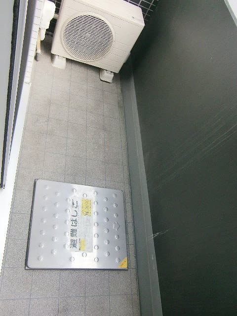 Room image 11