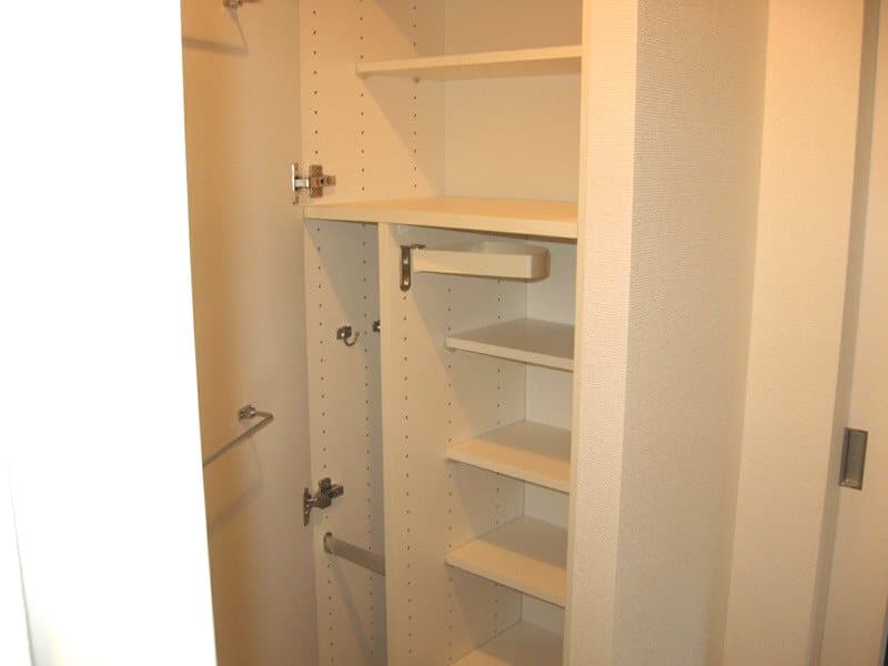 Room image 13