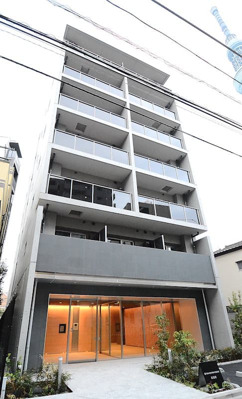 Main Image