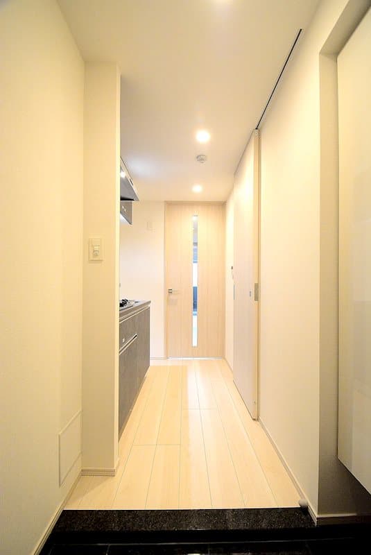 Room image 8