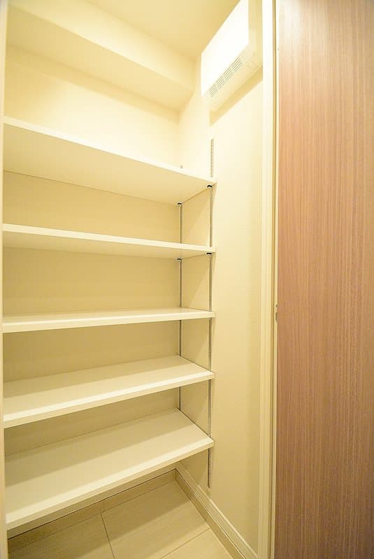 Room image 14