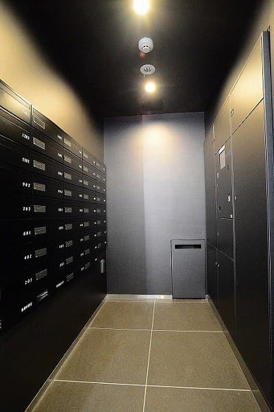 Room image 15