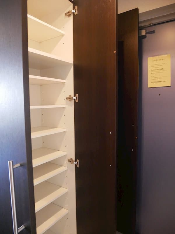 Room image 16