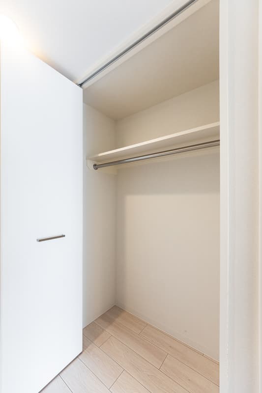 Room image 15