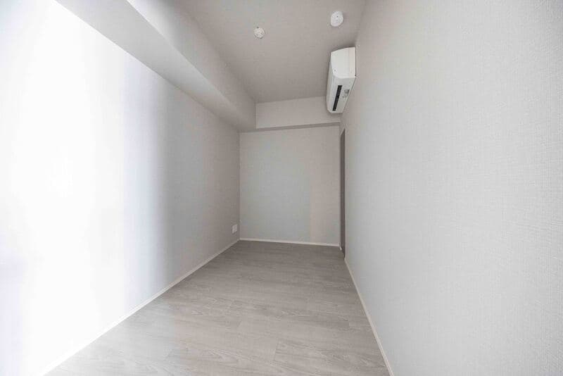 Room image 16