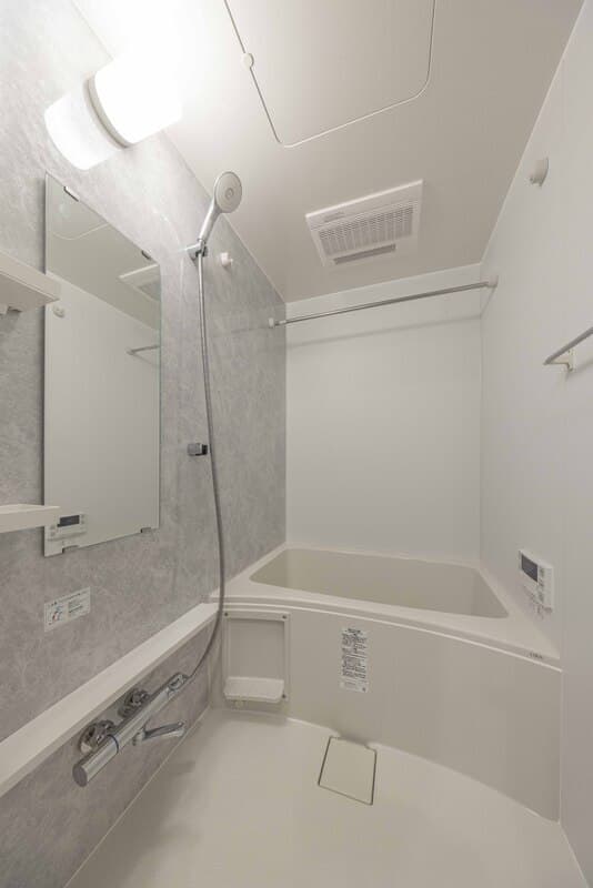 Room image 8
