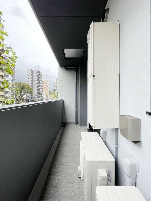 Room image 13