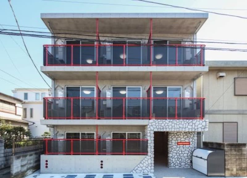 Main Image