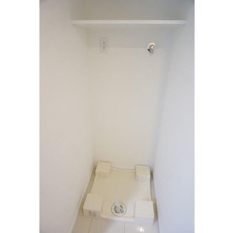 Room image 12