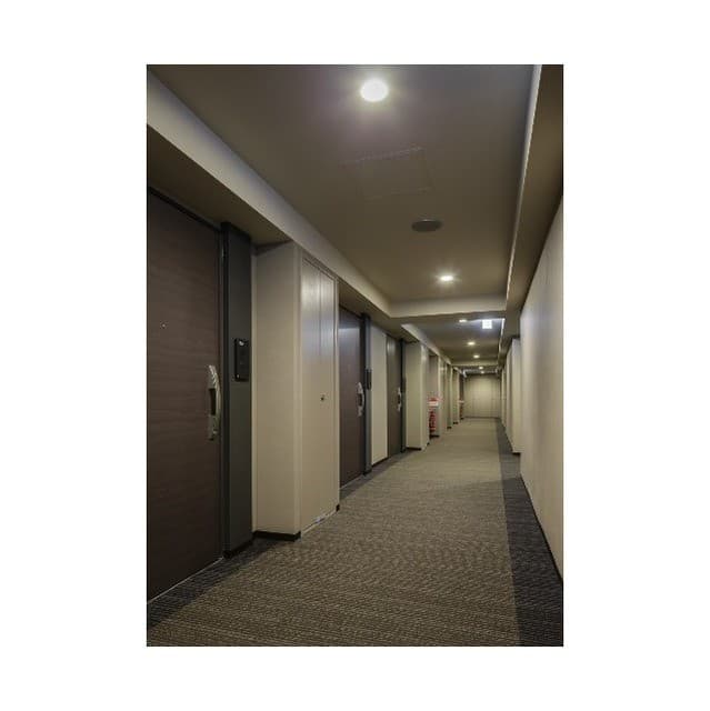 Room image 14