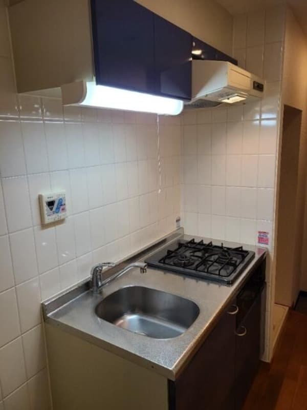 Room image 10