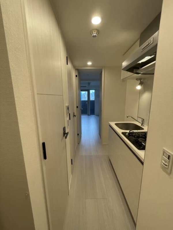 Room image 9