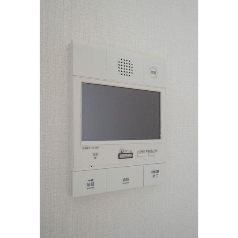 Room image 16