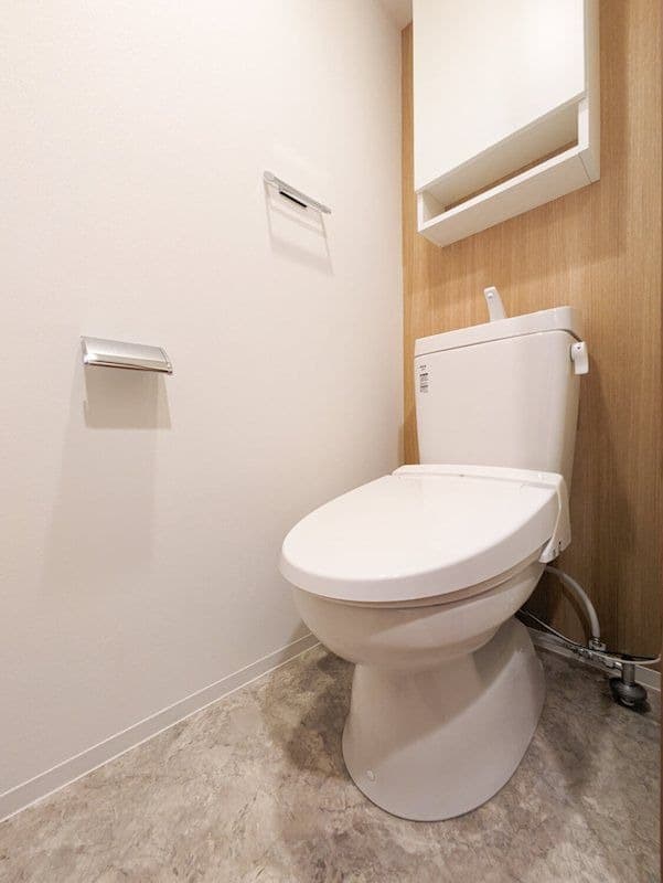 Room image 8