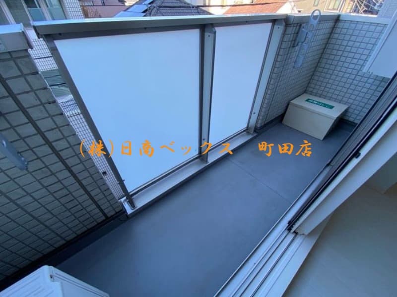 Room image 12
