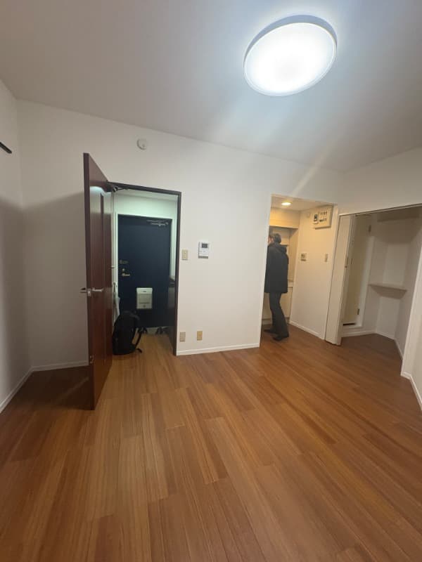 Room image 11