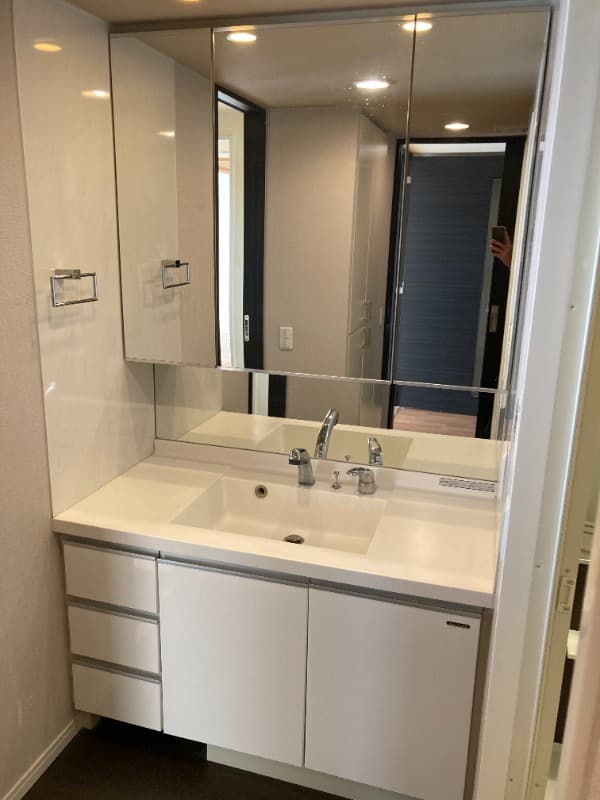 Room image 14