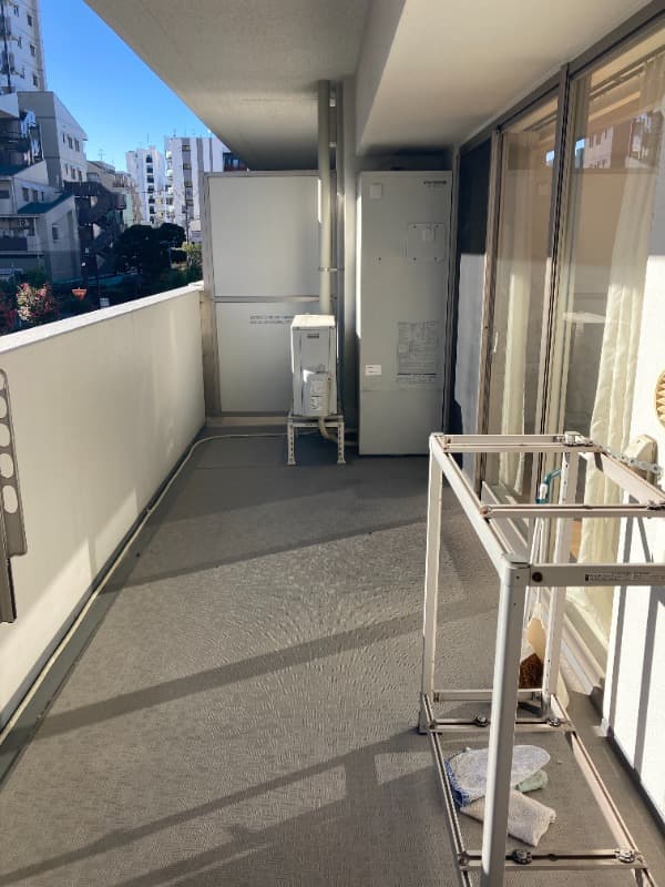 Room image 15