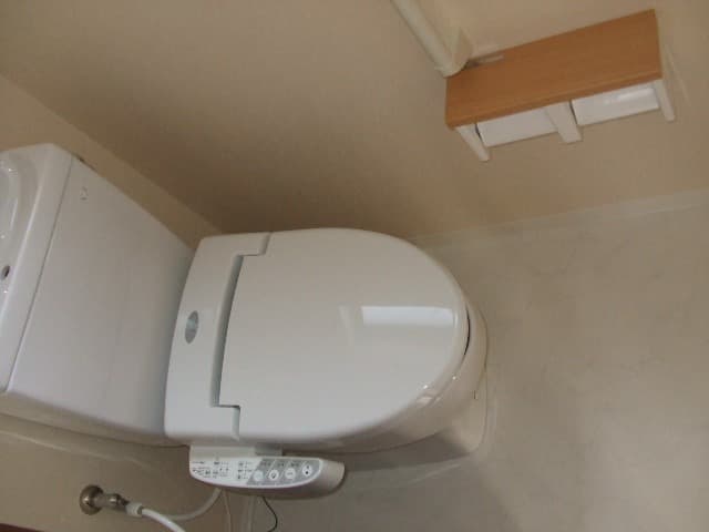 Room image 9