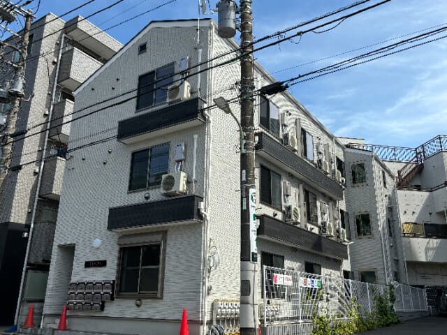 Main Image