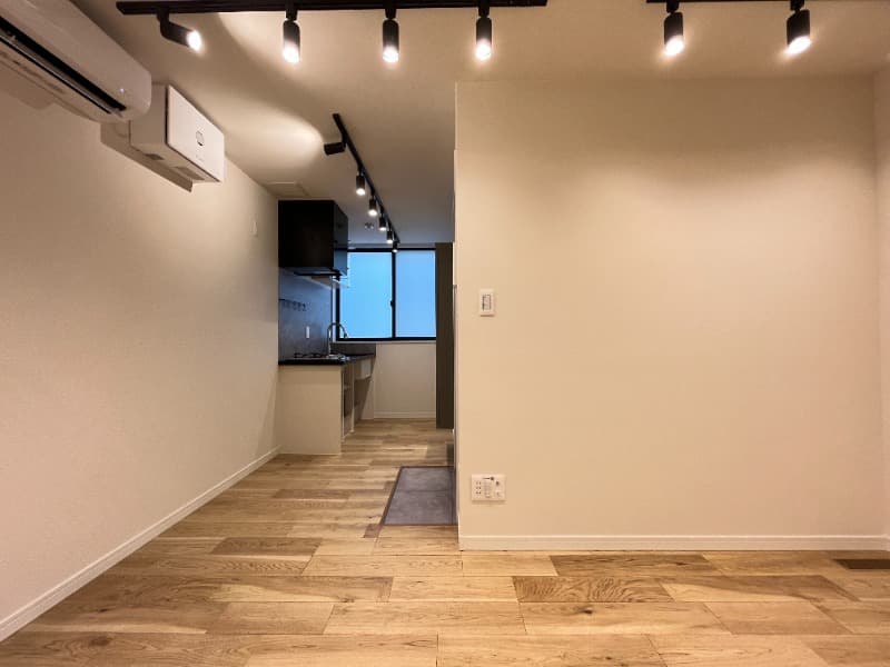 Room image 14