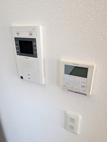 Room image 15