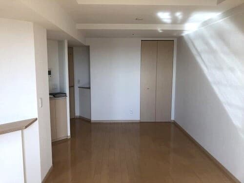 Preview interior of Laurel Court Kitanoda