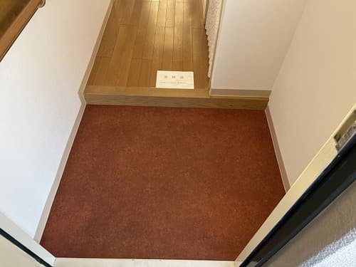 Room image 8