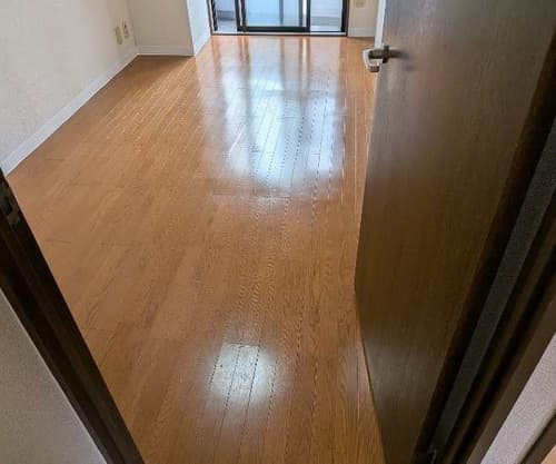 Room image 10