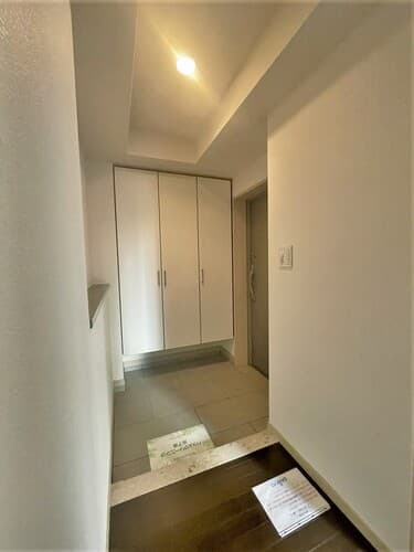 Room image 15