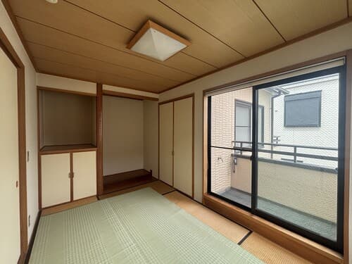 Room image 9
