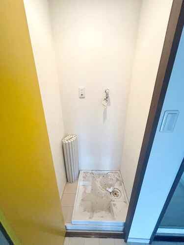 Room image 16