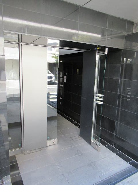 Room image 13