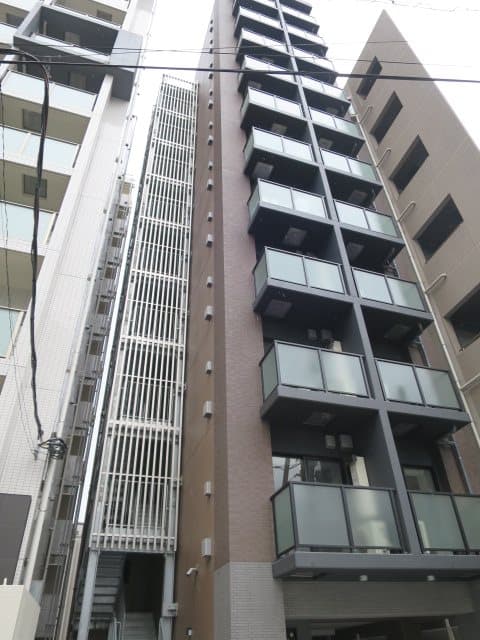Main Image