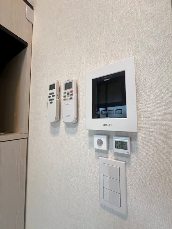Room image 9