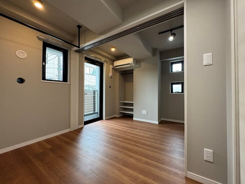 Room image 13
