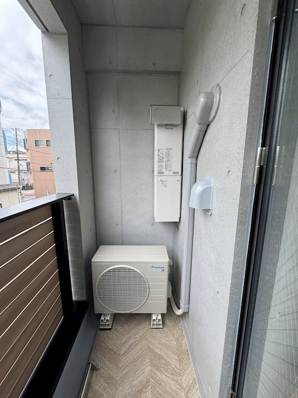 Room image 9