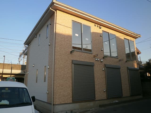 Main Image