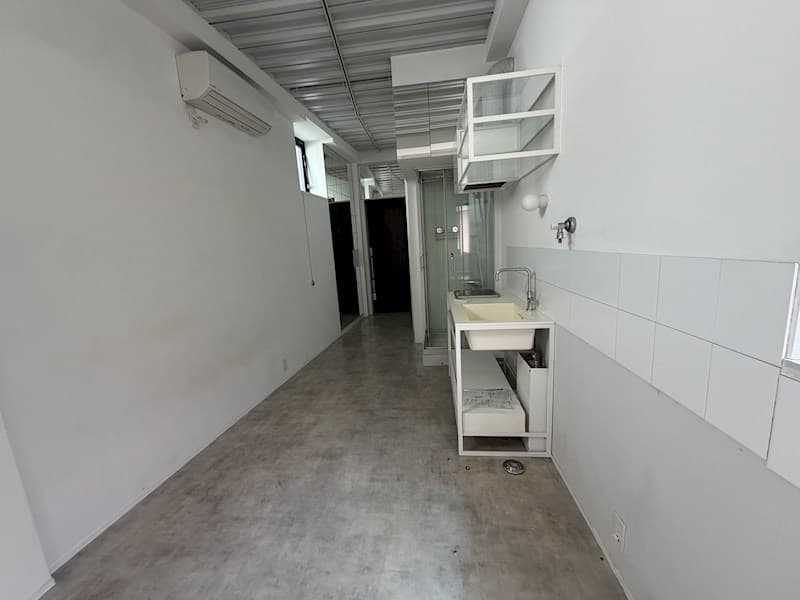 Room image 12