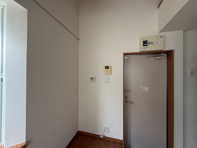 Room image 12