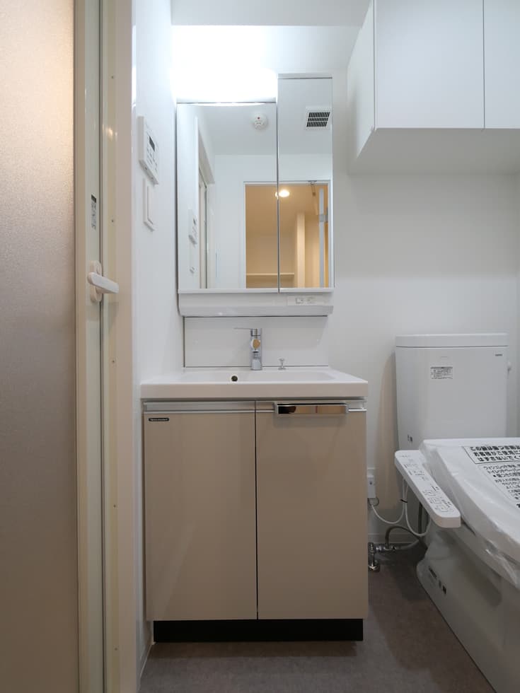 Room image 12