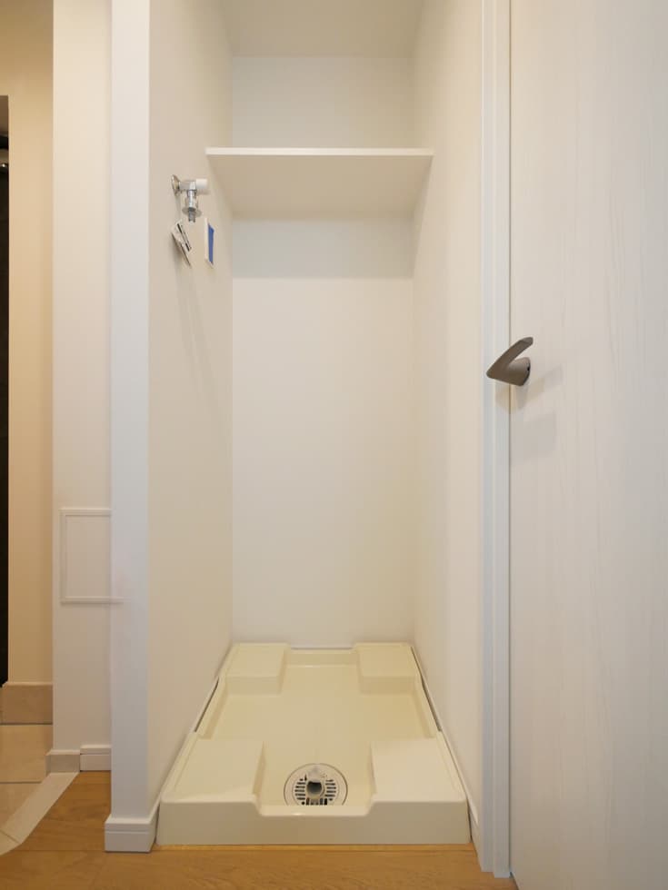 Room image 16