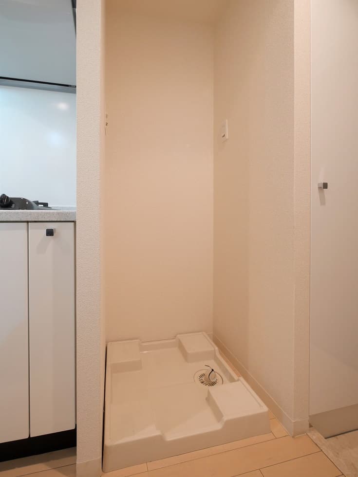 Room image 16