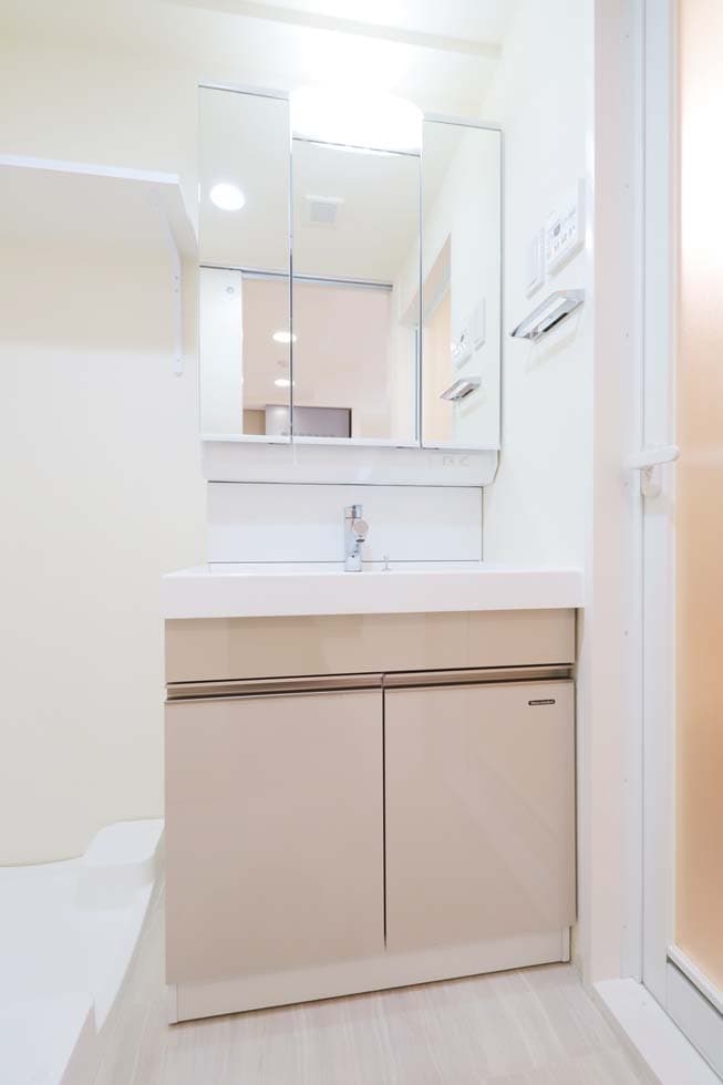 Room image 13