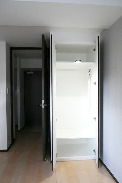 Room image 14