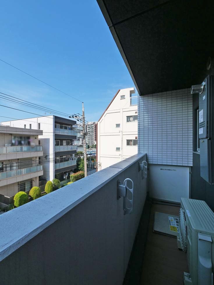 Room image 9